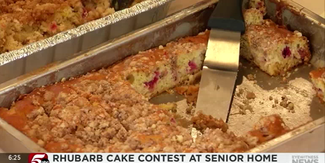 Rhubarb cake contest
